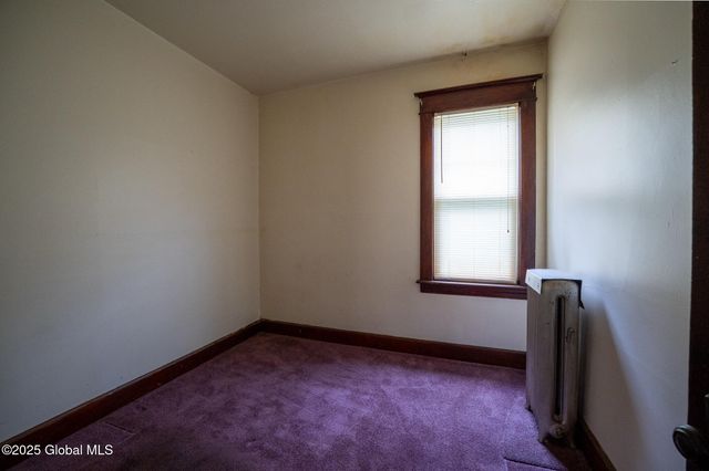 7 S Dove Street, Albany, NY 12202