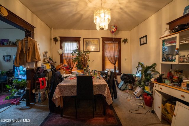 7 S Dove Street, Albany, NY 12202