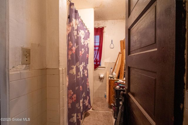 7 S Dove Street, Albany, NY 12202