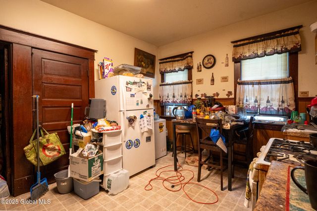 7 S Dove Street, Albany, NY 12202