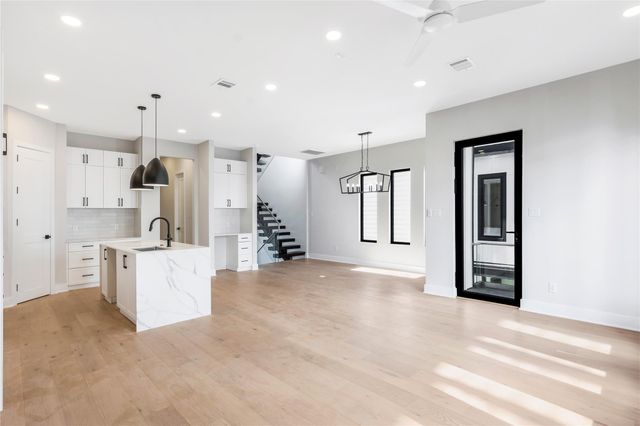 2235 Blalock Road, Houston, TX 77080