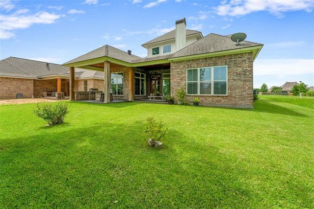 2260 Nikal Drive, Lake Charles, LA 70605