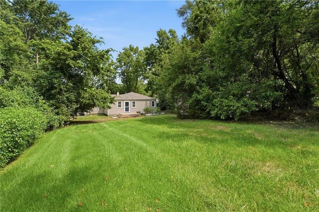11505 E 75th Street, Kansas City, MO 64138