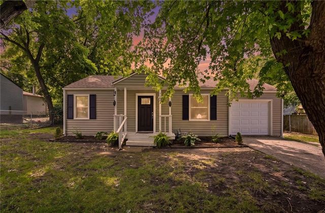 11505 E 75th Street, Kansas City, MO 64138