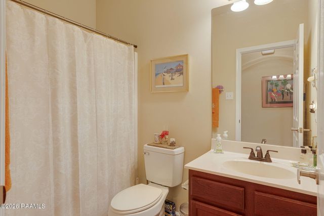 1059 Bridgetowne Lane, Breaux Bridge, LA 70517