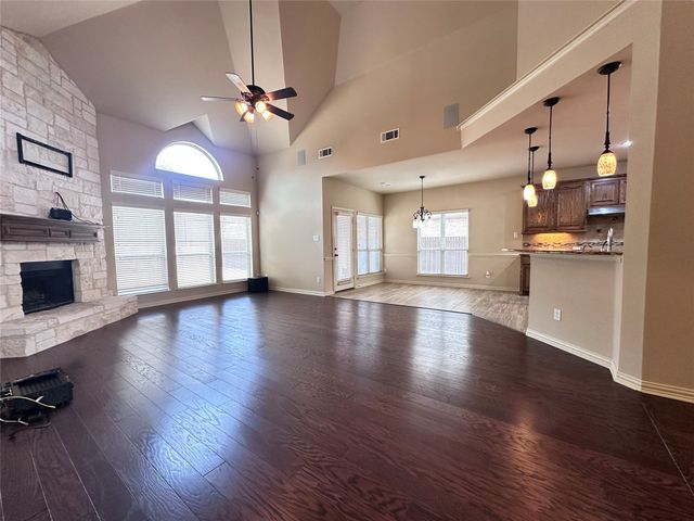 708 Yarrow Street, Little Elm, TX 75068