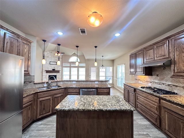 708 Yarrow Street, Little Elm, TX 75068