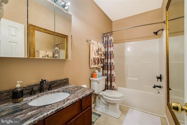 258 TURKEY DR, Mcgaheysville, VA 22840