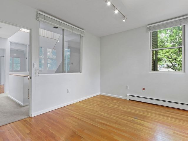 336 Harvard St. E, Cambridge, MA 02138