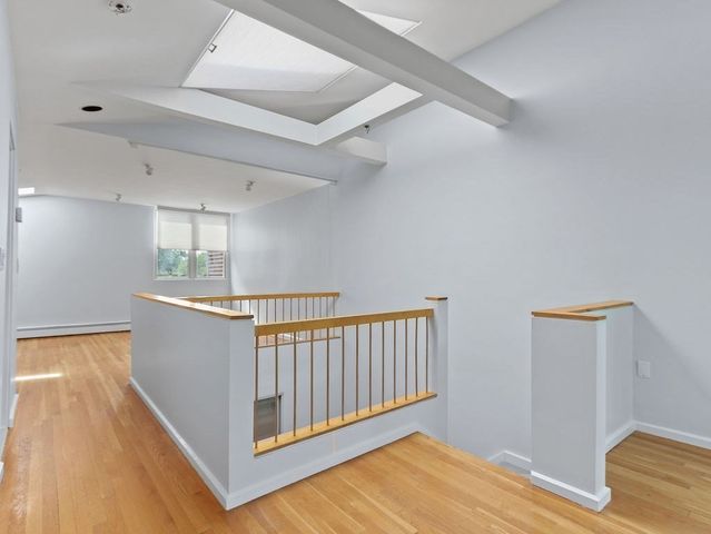 336 Harvard St. E, Cambridge, MA 02138