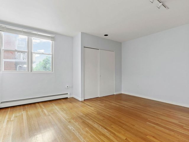 336 Harvard St. E, Cambridge, MA 02138