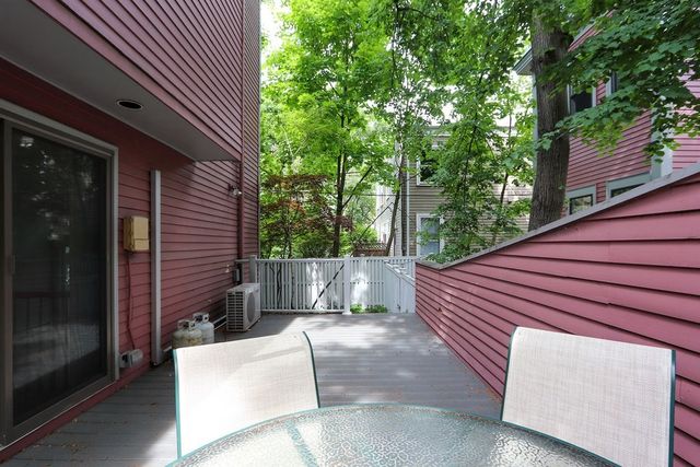336 Harvard St. E, Cambridge, MA 02138