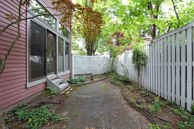 336 Harvard St. E, Cambridge, MA 02138