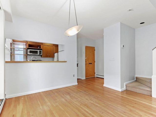 336 Harvard St. E, Cambridge, MA 02138