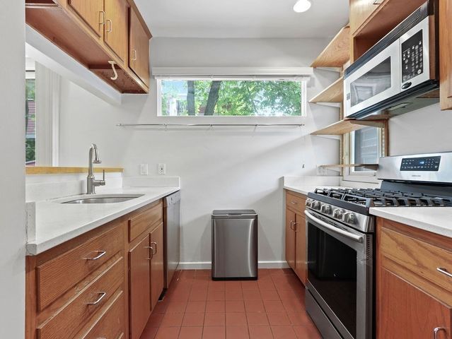 336 Harvard St. E, Cambridge, MA 02138