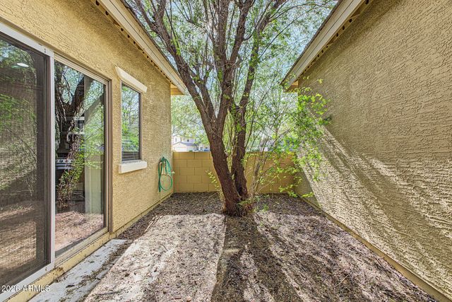 14040 W COUNTRY GABLES Drive, Surprise, AZ 85379