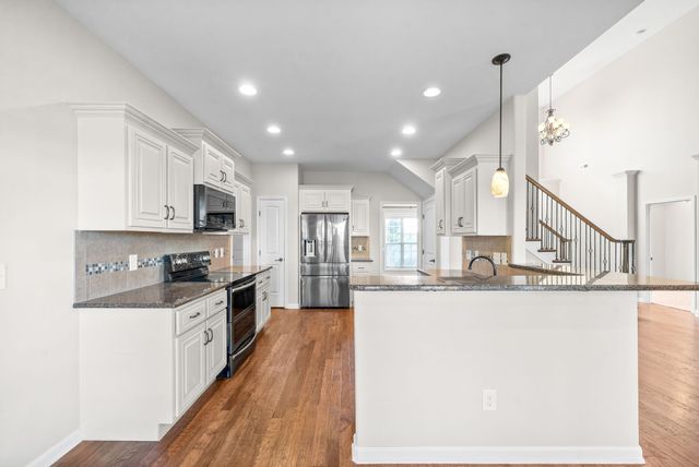 437 Carson Bailey Ct, Clarksville, TN 37043