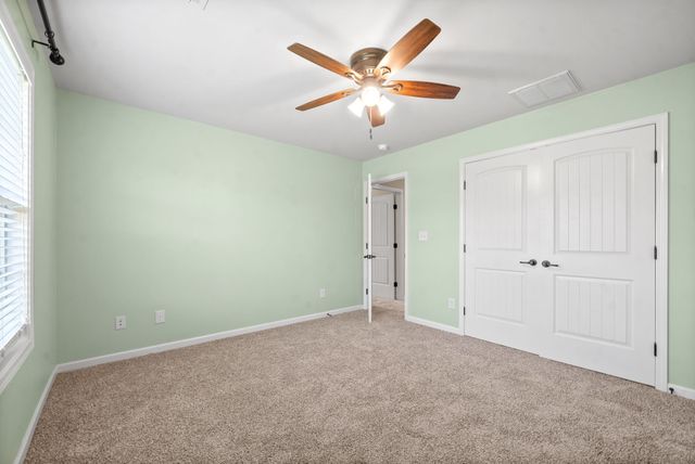 437 Carson Bailey Ct, Clarksville, TN 37043