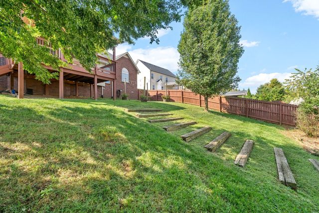 437 Carson Bailey Ct, Clarksville, TN 37043