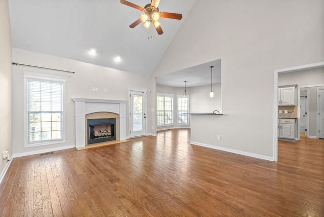 437 Carson Bailey Ct, Clarksville, TN 37043