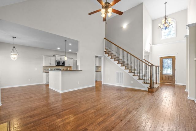 437 Carson Bailey Ct, Clarksville, TN 37043