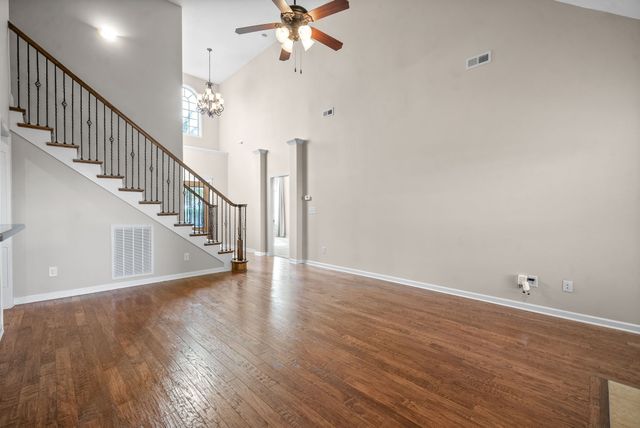 437 Carson Bailey Ct, Clarksville, TN 37043