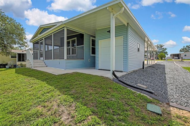 15515 BROOKRIDGE BOULEVARD, Brooksville, FL 34613