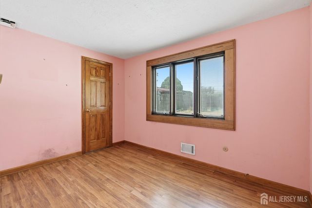 13 Cleveland Avenue, Colonia, NJ 07067