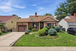 13 Cleveland Avenue, Colonia, NJ 07067