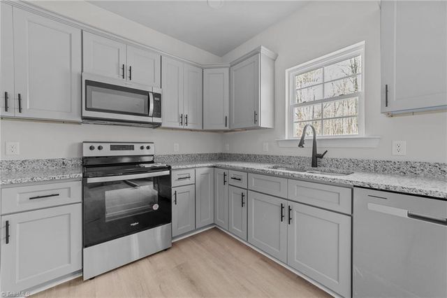 1913 Dockery Road, Reidsville, NC 27320