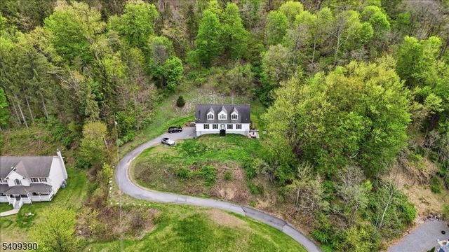 738 County Road 519, White Twp., NJ 07823