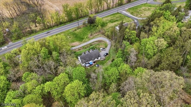 738 County Road 519, White Twp., NJ 07823