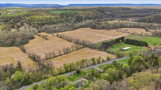 738 County Road 519, White Twp., NJ 07823