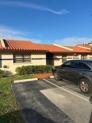 11267 SW 59th Pl, Cooper City, FL 33330
