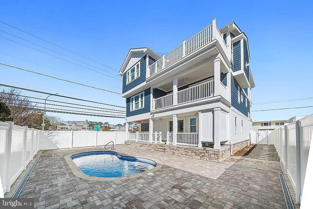 24 HOUSTON ST, Rehoboth Beach, DE 19971