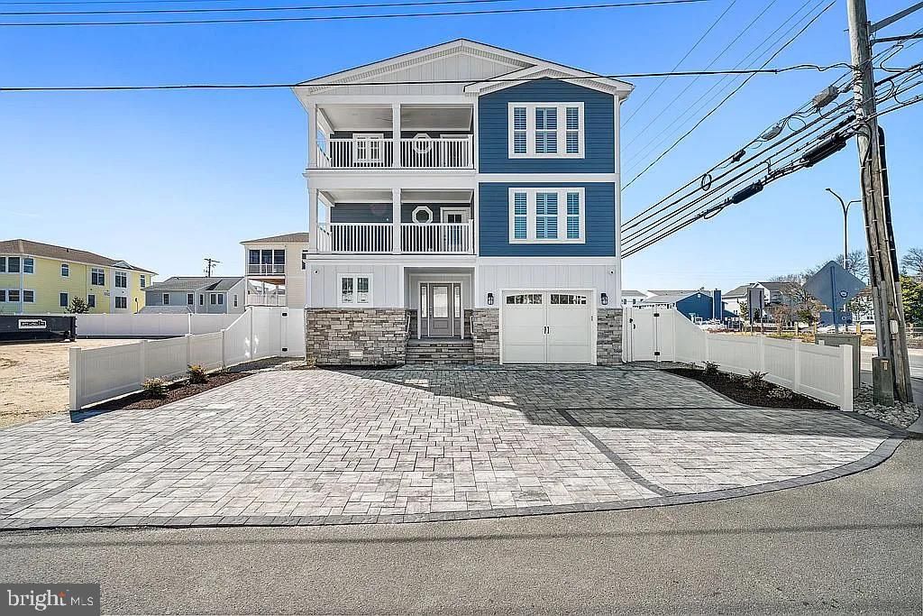 24 HOUSTON ST, Rehoboth Beach, DE 19971