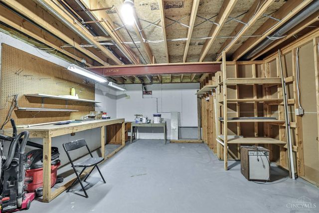 4823 Beechwood Lane, Middletown, OH 45042