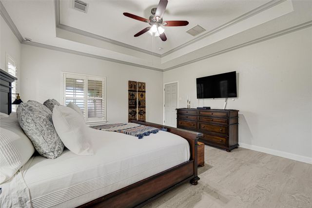 3702 Pine Bark Court, Pearland, TX 77581