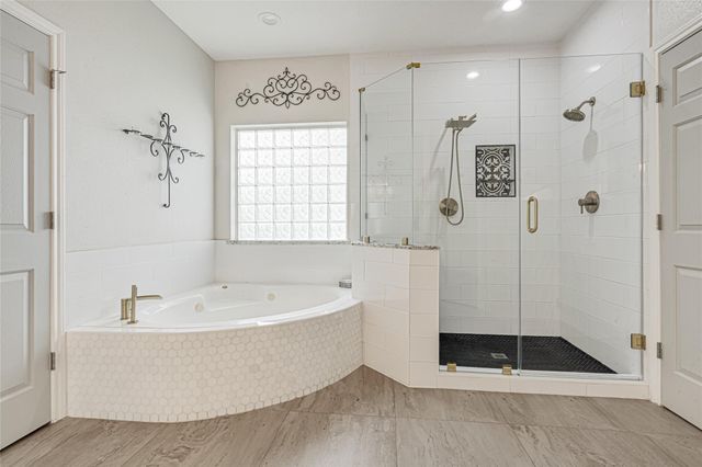 3702 Pine Bark Court, Pearland, TX 77581