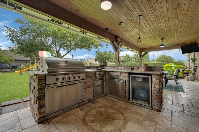 3702 Pine Bark Court, Pearland, TX 77581