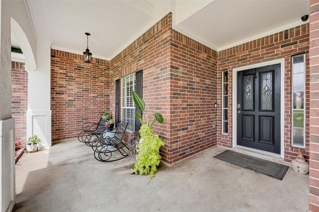 3702 Pine Bark Court, Pearland, TX 77581