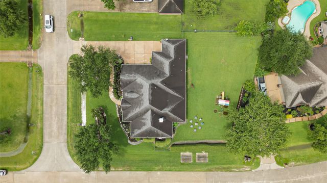 3702 Pine Bark Court, Pearland, TX 77581