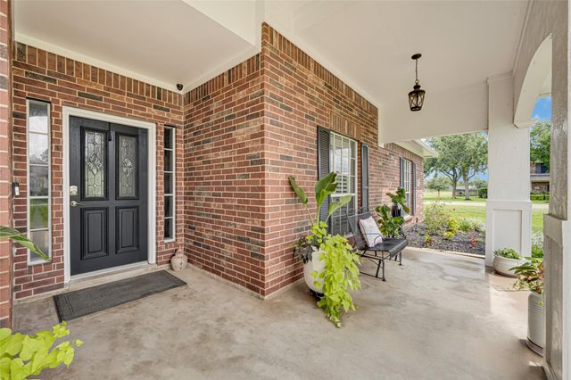 3702 Pine Bark Court, Pearland, TX 77581