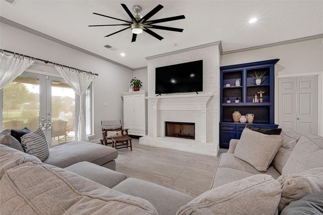 3702 Pine Bark Court, Pearland, TX 77581