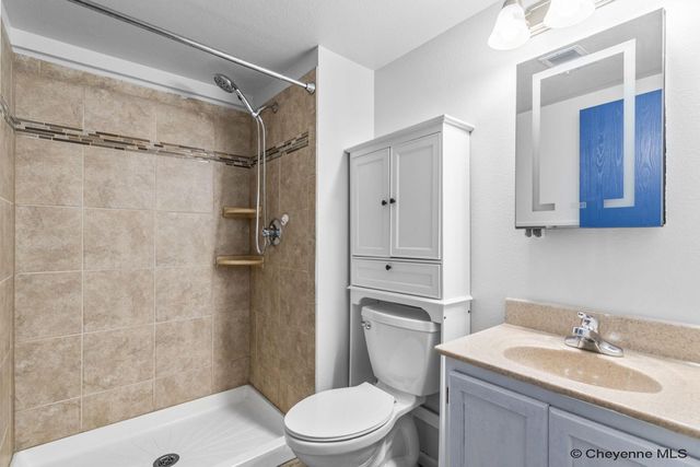 2609 PLAINS VIEW RD, Cheyenne, WY 82009
