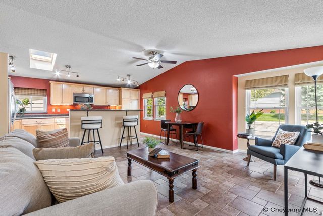 2609 PLAINS VIEW RD, Cheyenne, WY 82009