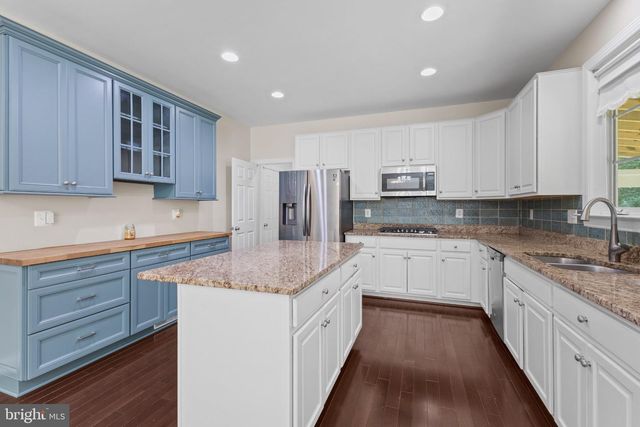 4900 QUIXOTE CT, Woodbridge, VA 22193