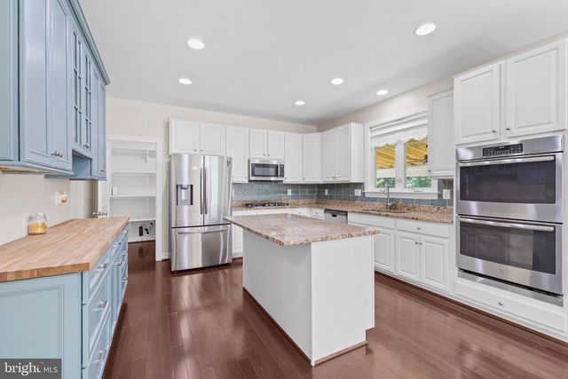 4900 QUIXOTE CT, Woodbridge, VA 22193