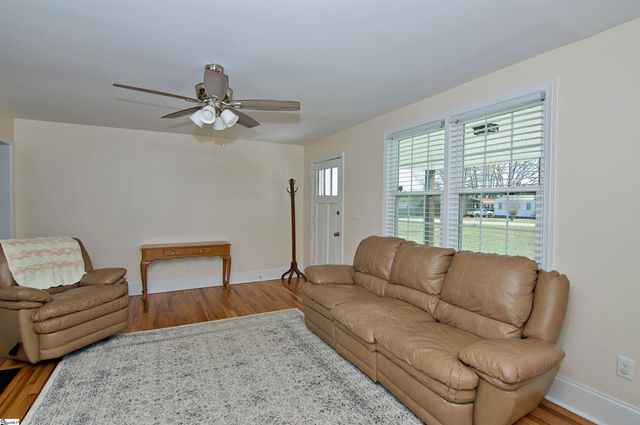 305 Harry Drive, Anderson, SC 29624