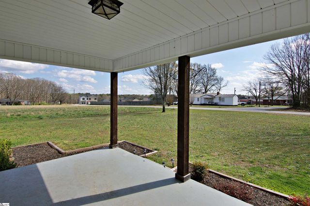 305 Harry Drive, Anderson, SC 29624